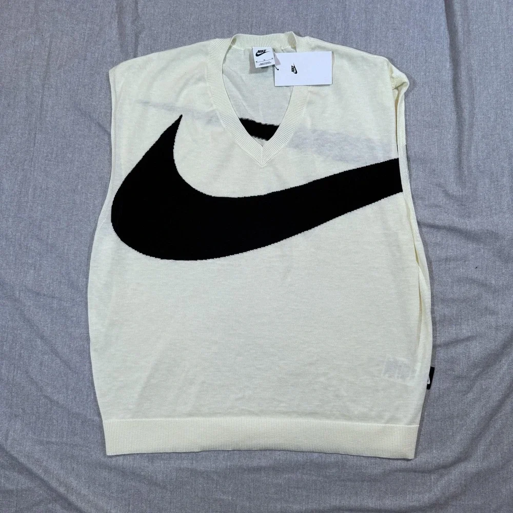 Nike Sweater Vest Mens Medium Cream Black‎ Swoosh SPTCAS FD2873-113 New Tag